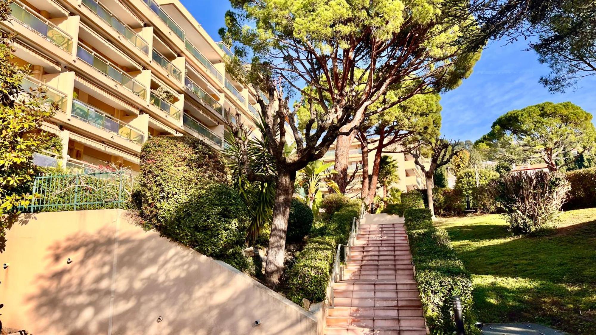 L'Azur - Apt De Standing - Piscine - Parking Le Cannet Exterior foto